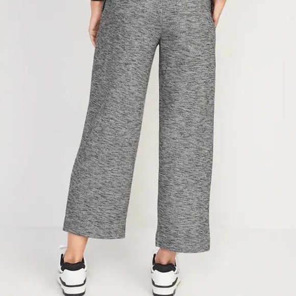 Old Navy High-Waisted Cropped Straight Sweatpants for Women New - Picture 5 of 7